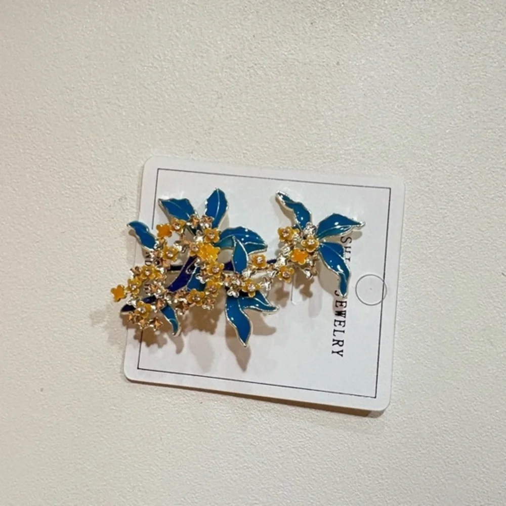 Vintage Enamel Osmanthus Brooch Blue Floral Pin Elegant Retro Jewelry‎ for Women